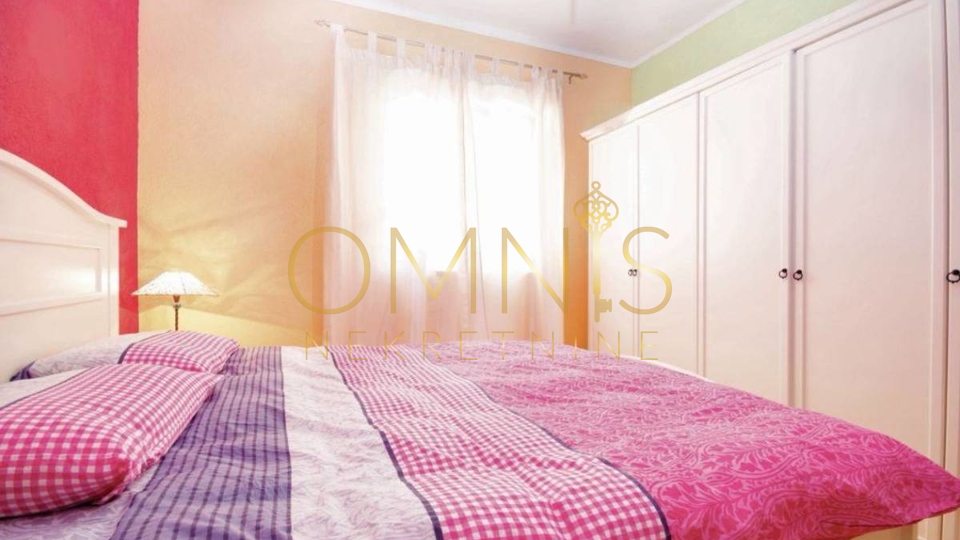 Samostojeća kuća na Kastvu – uređena, prostrana i idealna za obiteljski život ili turizam