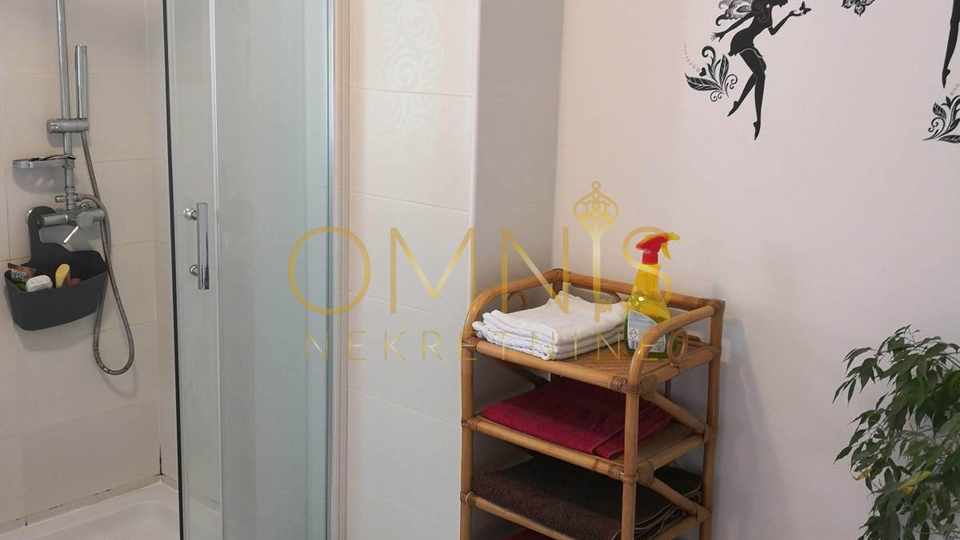 Samostojeća kuća na Kastvu – uređena, prostrana i idealna za obiteljski život ili turizam