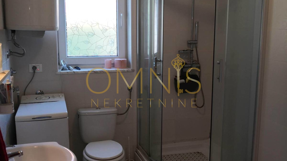 Samostojeća kuća na Kastvu – uređena, prostrana i idealna za obiteljski život ili turizam