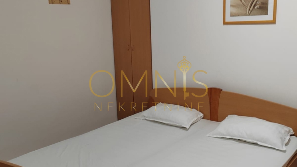 Krk, Malinska 2 APARTMENTS - 1 bedroom + living room, close to the beaches, for sale!