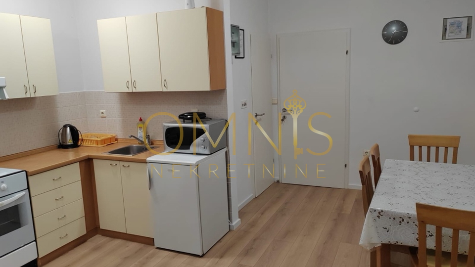 Krk, Malinska 2 APARTMENTS - 1 bedroom + living room, close to the beaches, for sale!