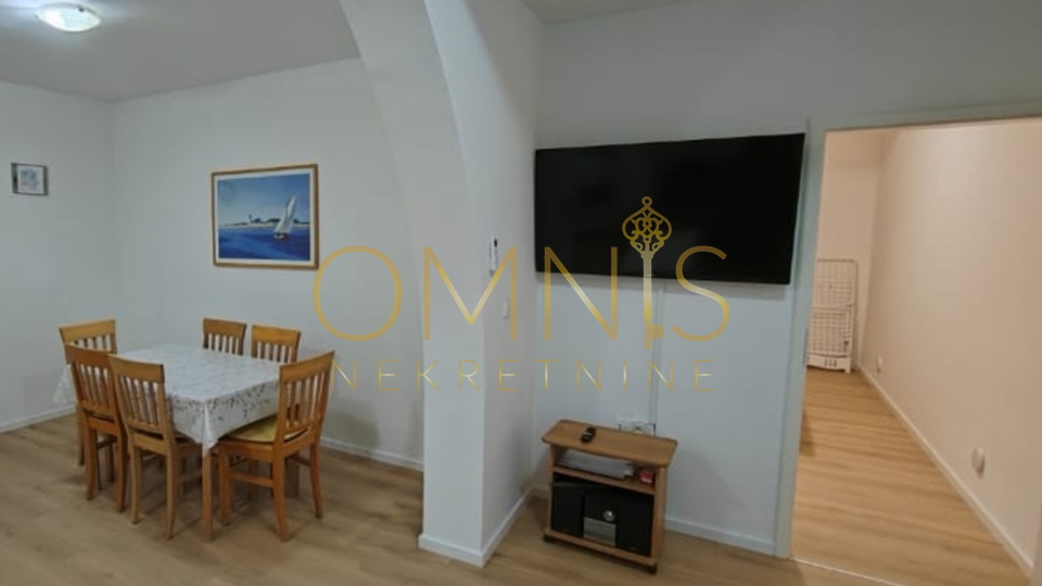 Krk, Malinska 2 APARTMENTS - 1 bedroom + living room, close to the beaches, for sale!