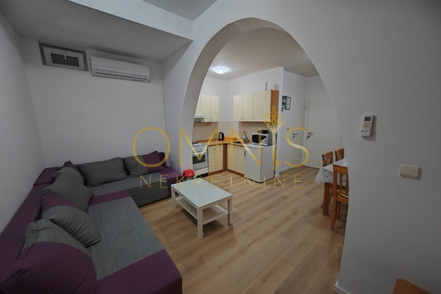 Krk, Malinska 2 APARTMENTS - 1 bedroom + living room, close to the beaches, for sale!