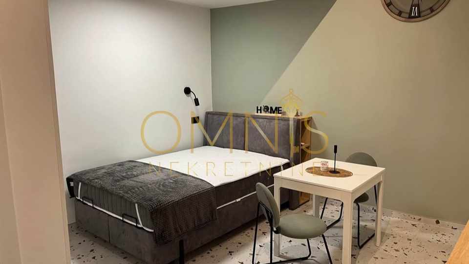 Rijeka, Centar - renovated studio apartment, for rent!
