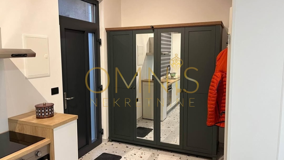 Rijeka, Centar - renovated studio apartment, for rent!