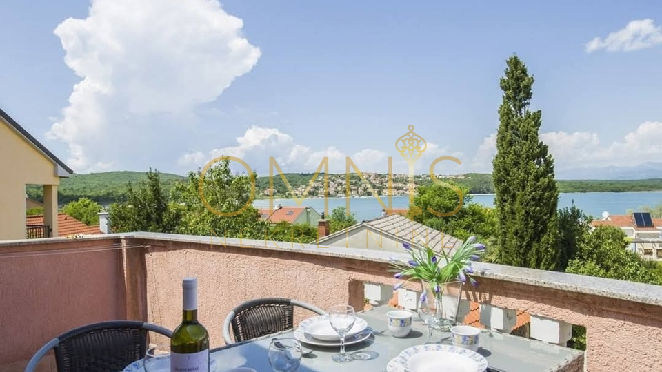 Krk,Dobrinj-1S+DB, 48m2, pogled na more, prodaja!