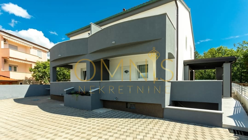 Krk,Dobrinj-1S+DB, 48m2, pogled na more, prodaja!