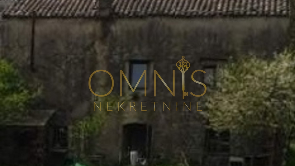 Klana, samostojeća kuća za adaptaciju, prodaja!