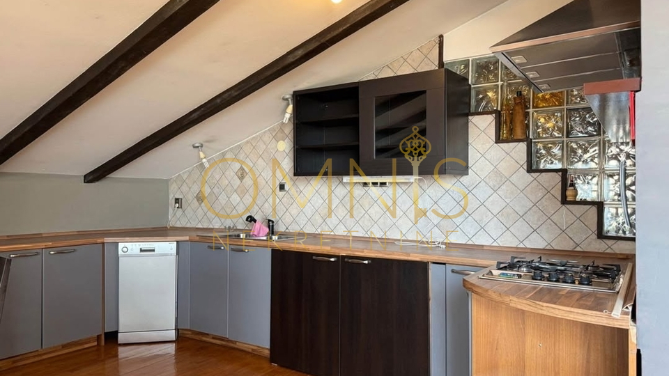 Rijeka, Zamet - 2 bedrooms + dining room, apartment 100m2, attic, for sale!