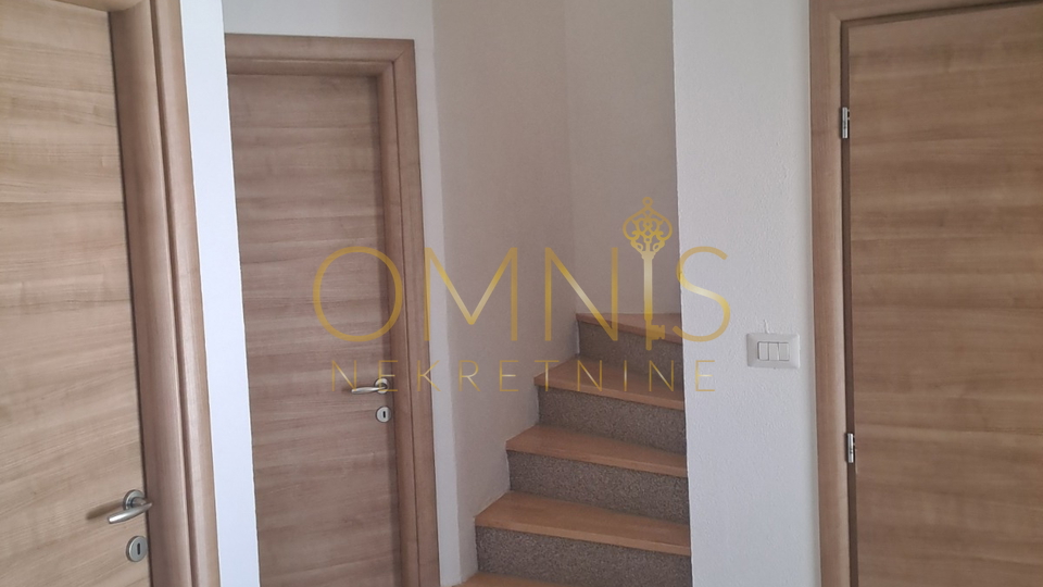 Škrljevo - Moderan, dvoetažni stan od 100 m²