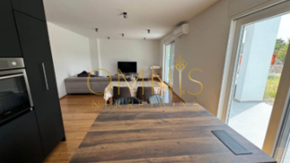 Krk, Vrbnik - 152m2, 4 bedrooms + living room, house for sale!