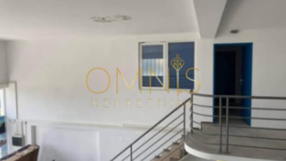 Opatija,Matulji-160m2,poslovni prostor za najam!