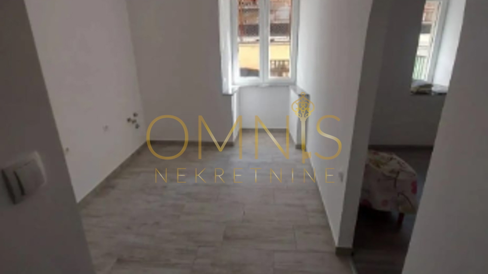 Rijeka,Centar-poslovni prostor,23m2,najam!