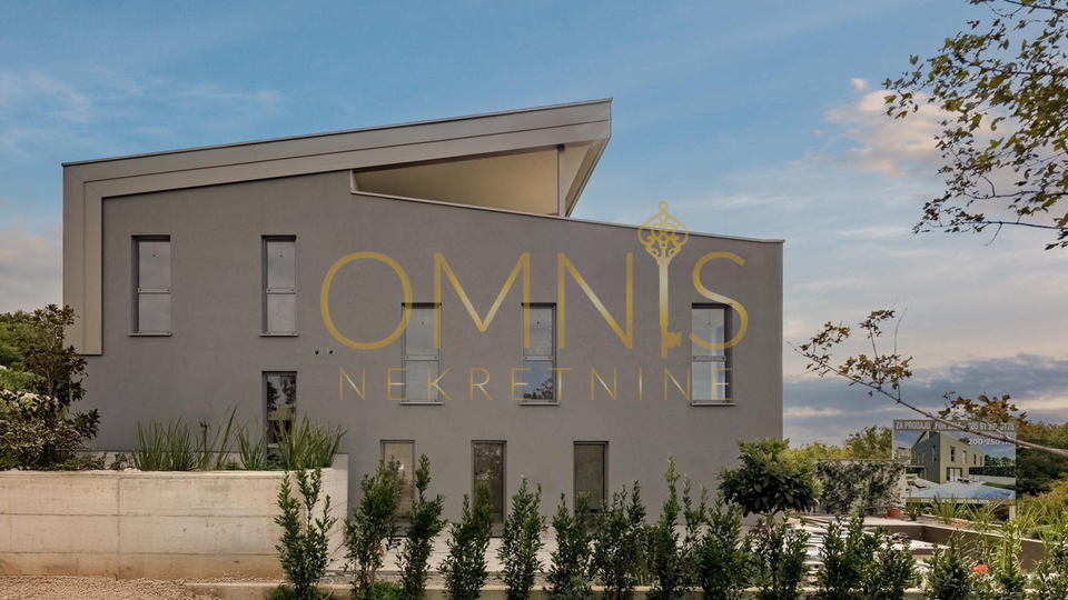 Kostrena – Niskoenergetska Dvojna Kuća s Pogledom na More
