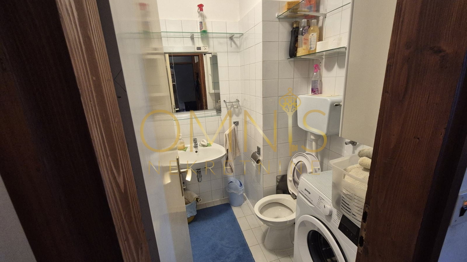 Stan Jadranovo, 43 m², 250 m od mora