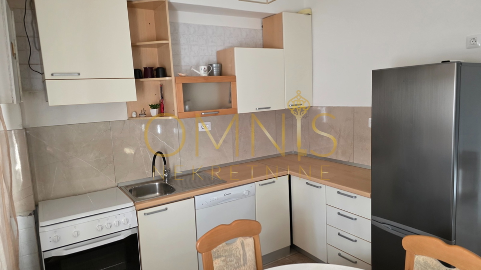 Pehlin - Potpuno namješten i nedavno renoviran stan