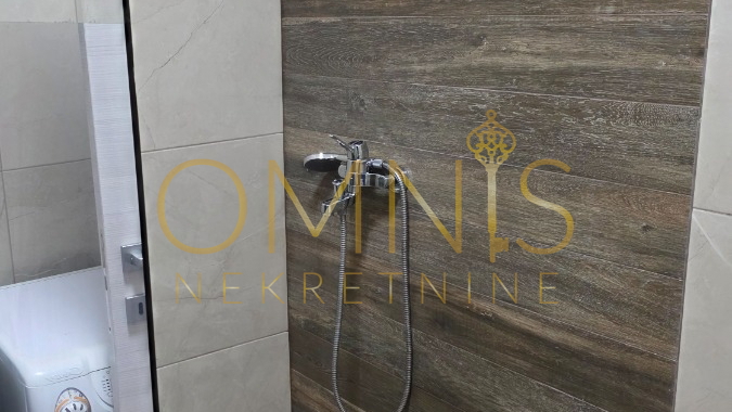 Pehlin - Potpuno namješten i nedavno renoviran stan