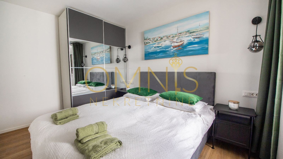 RIJEKA – OLD TOWN, apartment converted into 2 apartments, 93.5 m²