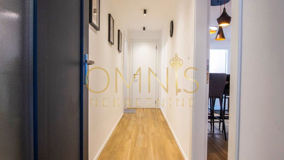 RIJEKA – OLD TOWN, apartment converted into 2 apartments, 93.5 m²