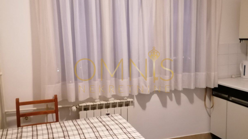 RIJEKA – GORNJA VEŽICA, 1-sobni stan s lođom i pogledom na more, 33 m²