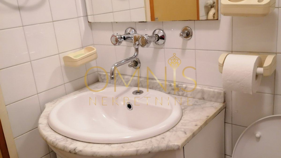 RIJEKA – GORNJA VEŽICA, 1-sobni stan s lođom i pogledom na more, 33 m²