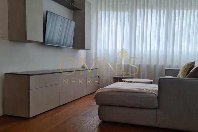 Rijeka, Donja Drenova – moderan trosobni stan 79 m² s lođom