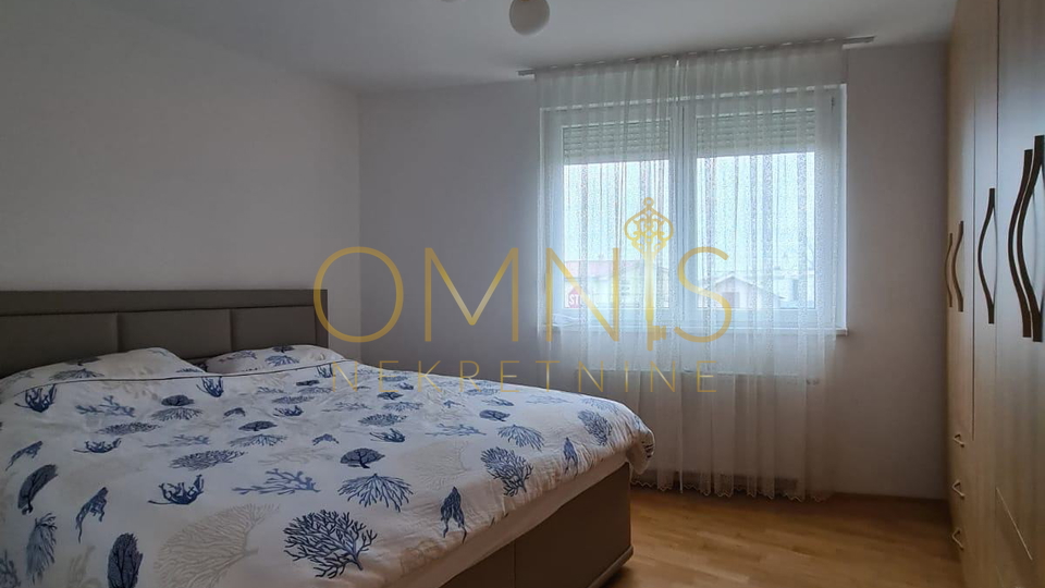 Rijeka, Donja Drenova – moderan trosobni stan 79 m² s lođom