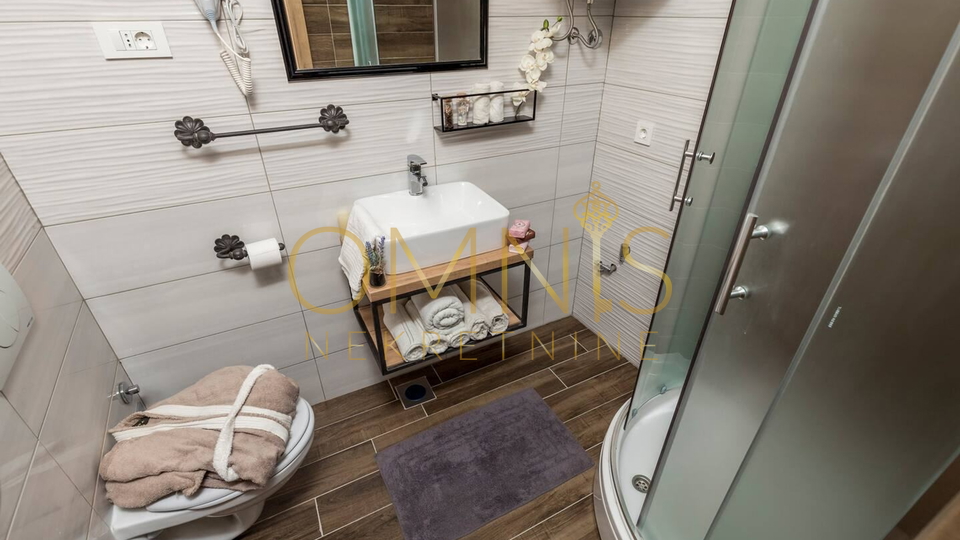 Prodaja: Dva potpuno uređena apartmana u centru Rijeke, Korzo – 82 m²