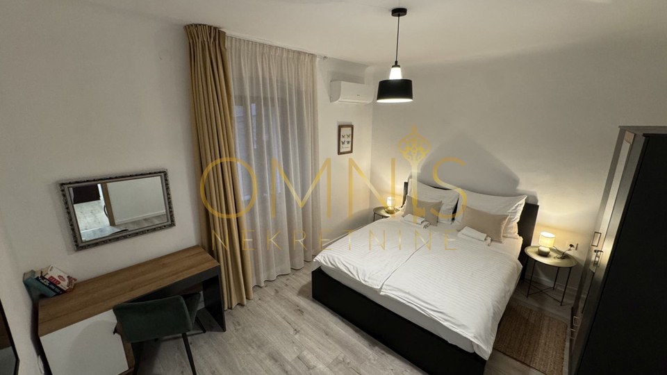 Prodaja: Dva potpuno uređena apartmana u centru Rijeke, Korzo – 82 m²