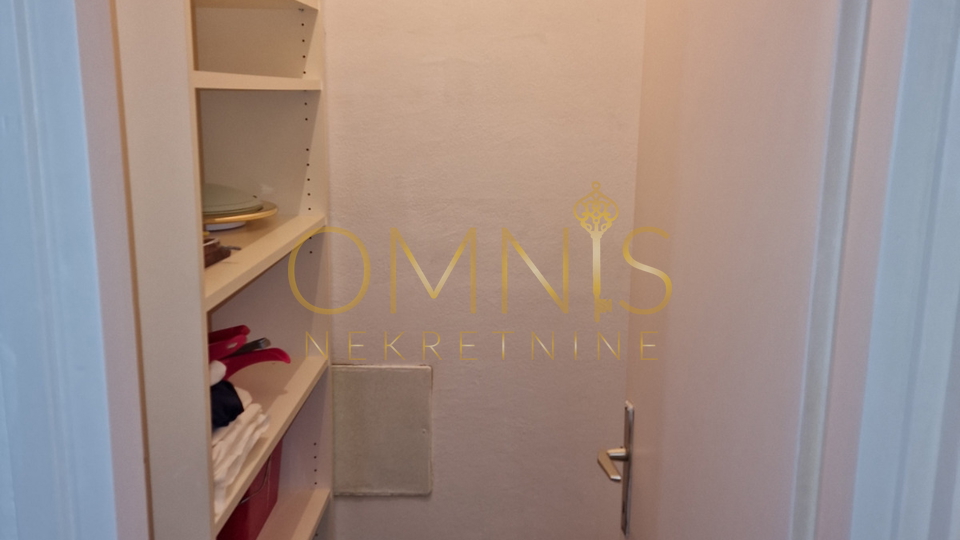 Stan na Podmurvicama, Rijeka – 48 m², Balkon, funkcionalan raspored i odlična lokacija