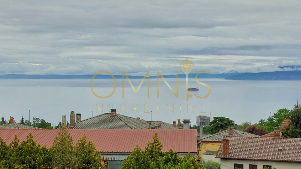 Matulji - moderan i potpuno opremljen dvosobni stan s dnevnim boravkom