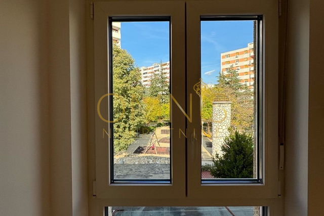 THREE-ROOM APARTMENT - VOJAK, 97 m² (FOR SALE)