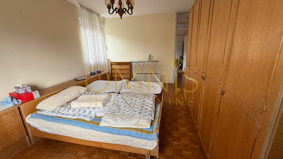 RIJEKA – GORNJA VEŽICA, three-room apartment with living room, 91 m²