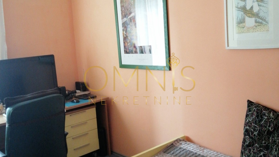 Adaptiran i opremljen stan, 80 m², Turnić – 2. kat