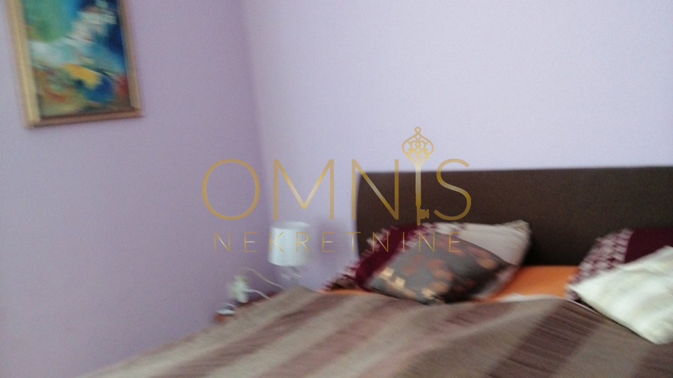 Adaptiran i opremljen stan, 80 m², Turnić – 2. kat