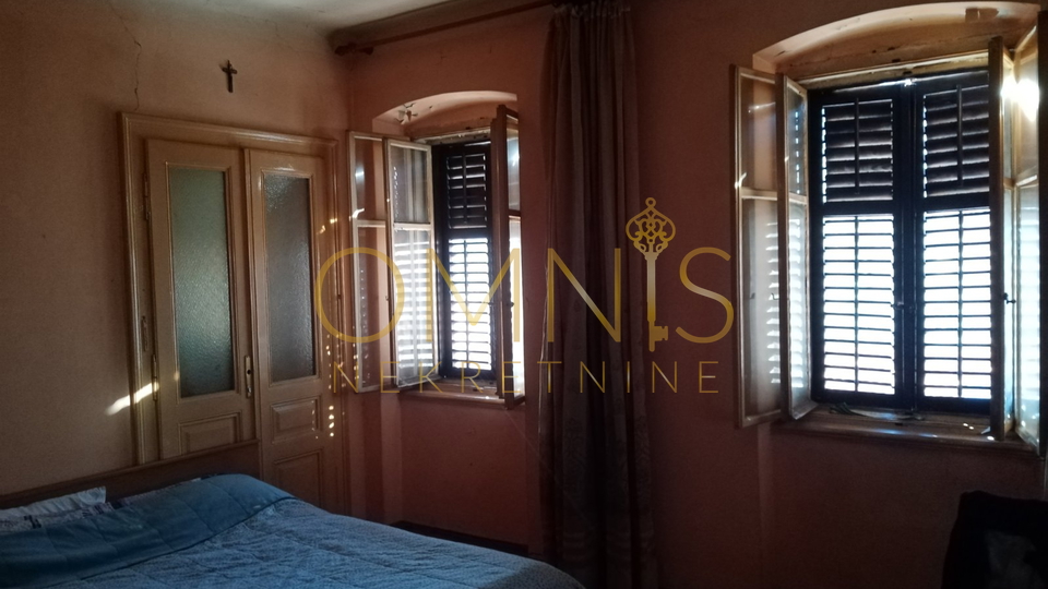 Rijeka, Belveder -3S kl, balkon, za adaptaciju, prodaja!