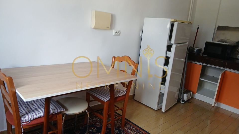 Novo Krnjevo - Iznajmljuje se ugodna i potpuno namještena garsonijera površine 32 m²