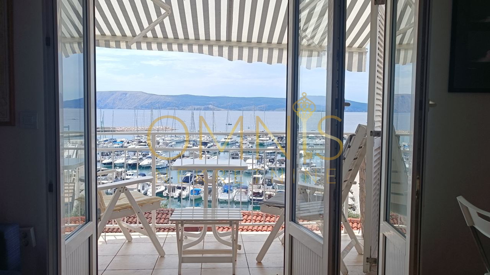 Novi Vinodolski – 30 m from the sea, unique view!