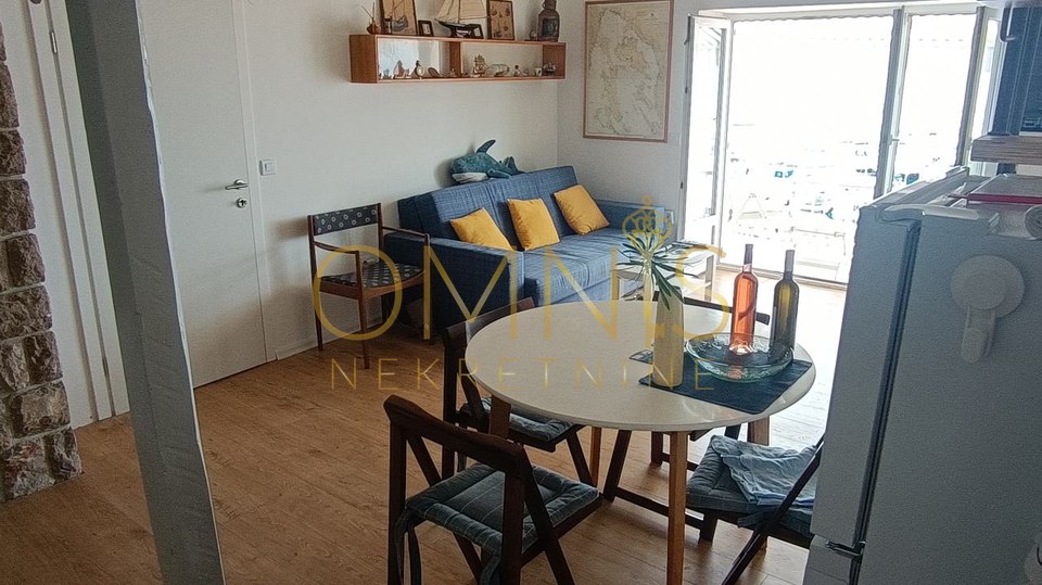 Novi Vinodolski – 30 m from the sea, unique view!