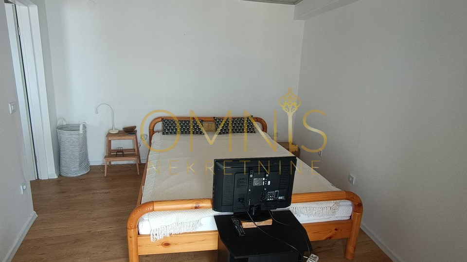 Novi Vinodolski – 30 m from the sea, unique view!