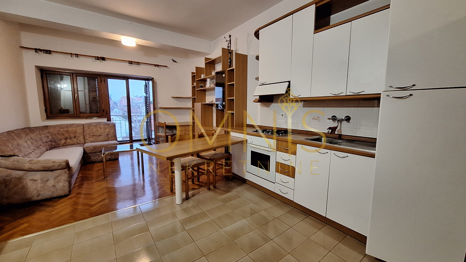 Rijeka, Srdoči -1S+DB, balkon, prodaja!