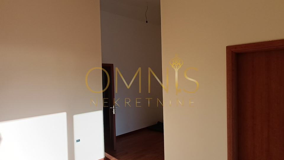 Prostran stan s predivnim pogledom – Martinkovac, 143 m²
