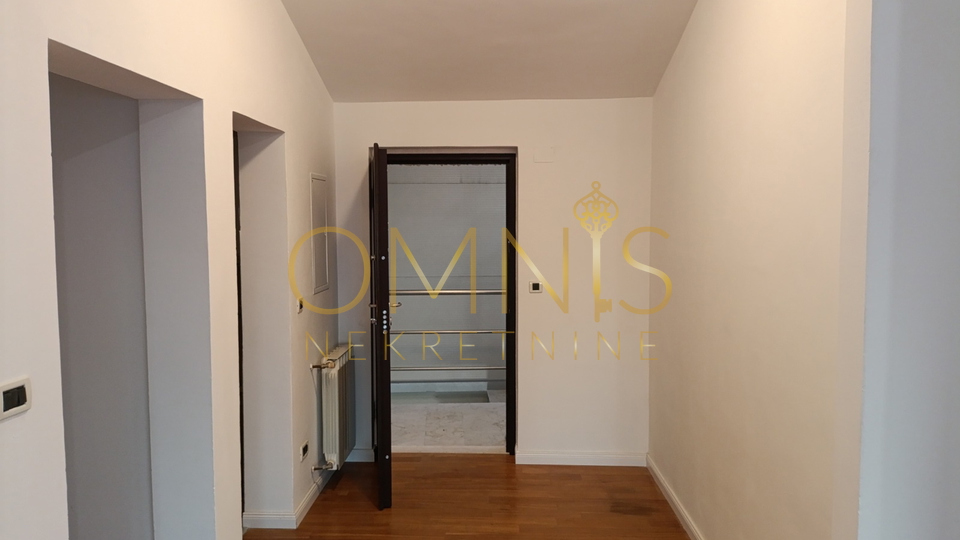 Prostran stan s predivnim pogledom – Martinkovac, 143 m²