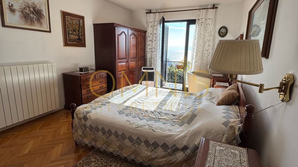 Kuća s Predivnim Pogledom na More - Kostrena, PRILIKA!