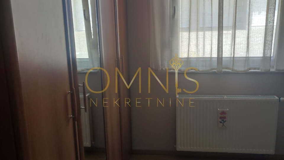 KOSTRENA – SPACIOUS TWO-LEVEL APARTMENT WITH YARD AND PARKING