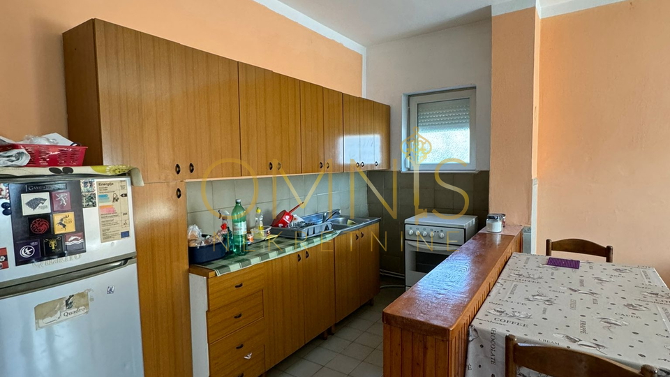 OPPORTUNITY! TWO HOUSES FOR SALE – IDEAL FOR FAMILY OR INVESTMENT
