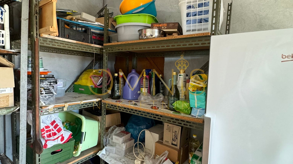 OPPORTUNITY! TWO HOUSES FOR SALE – IDEAL FOR FAMILY OR INVESTMENT