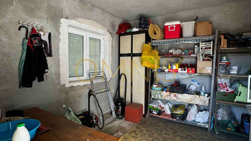 OPPORTUNITY! TWO HOUSES FOR SALE – IDEAL FOR FAMILY OR INVESTMENT