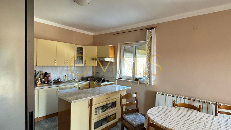 OPPORTUNITY! TWO HOUSES FOR SALE – IDEAL FOR FAMILY OR INVESTMENT