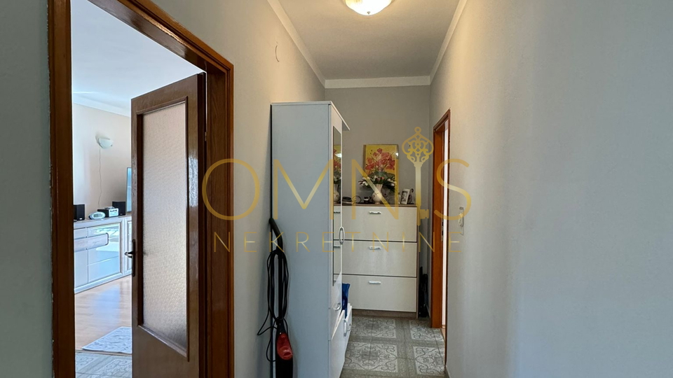 OPPORTUNITY! TWO HOUSES FOR SALE – IDEAL FOR FAMILY OR INVESTMENT
